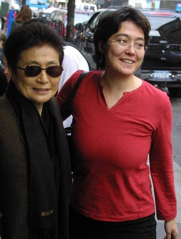 小野洋子女儿亲述:被亲爹藏起来,全家被洗脑,就为了不让妈妈找到我(组图) - 11