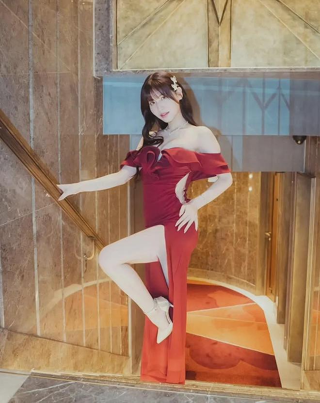【美女】樱空桃：暗黑界的暴走甜心，G杯下的叛逆与救赎（组图） - 2