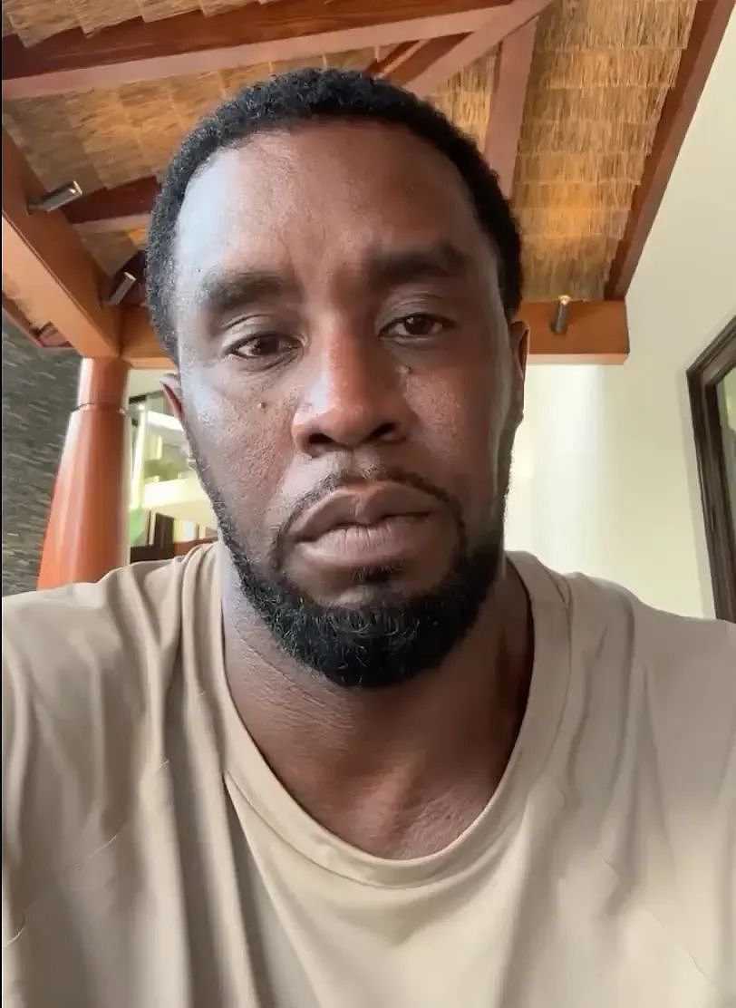 家暴性虐!网友们被吹牛老爹案件的炸裂新证据震碎三观:真是畜生啊...(组图) - 1