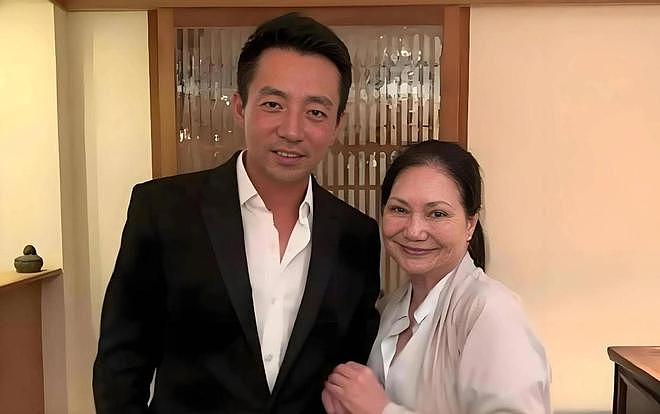同样是爱人离世,将汪小菲和辛柏青进行对比,才明白谁在虚情假意(组图) - 25