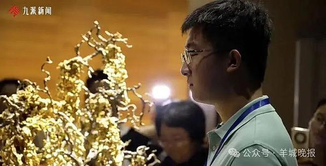 700分考北大，“迈巴赫少爷”父亲庆祝儿子生日，网友曾调侃“比你有钱还比你努力”（组图） - 2