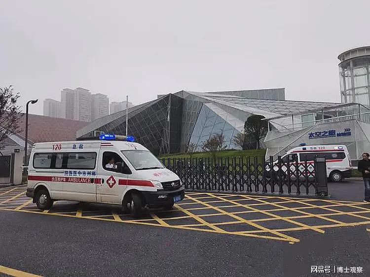 湖南发改局干部跳楼自杀:家中搜出3箱子,妻子回应,一行为蹊跷(组图) - 2