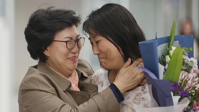 韩国首位提出海外领养赔偿诉讼的母亲，和背后数十载儿童领养的心酸历史（组图） - 2