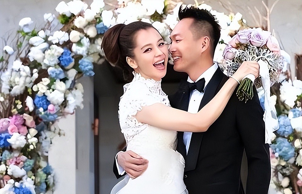 吴奇隆再传离婚：纵横贵圈30余年情史复杂，前任境遇冰火两重天（组图） - 11