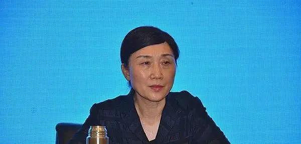 正部级“女老虎”李微微被公诉!曾大搞“全家腐“(图) - 1