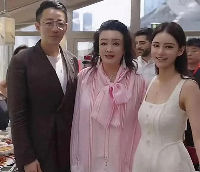 同样是爱人离世,将汪小菲和辛柏青进行对比,才明白谁在虚情假意(组图) - 13