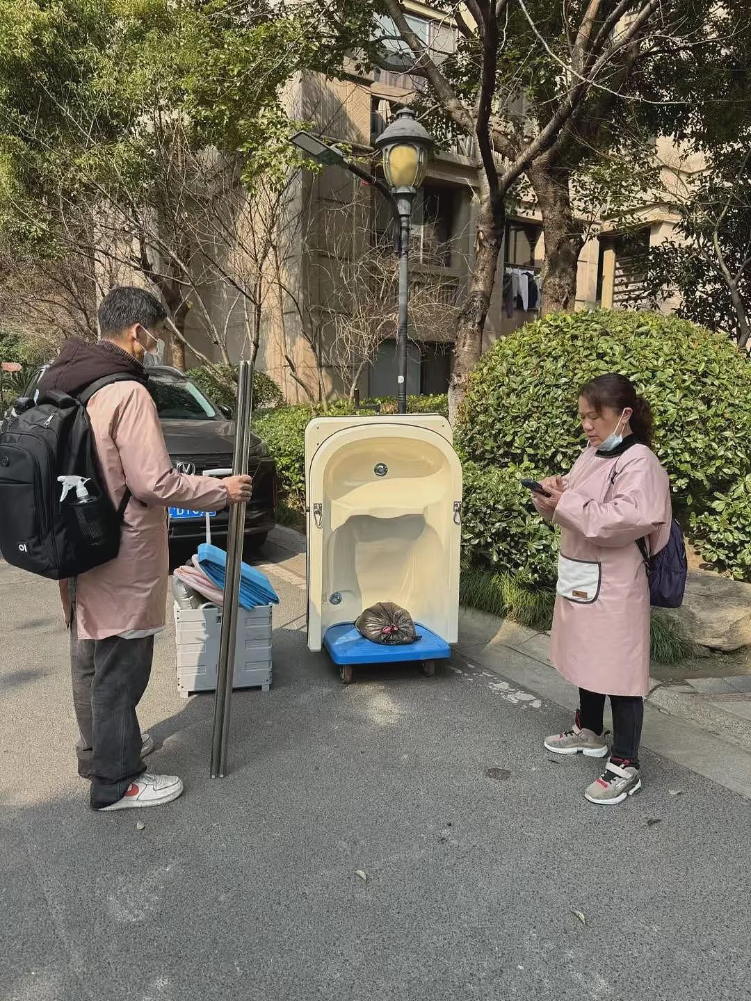 职业助浴师:上门洗澡,月入五万,不丢人(组图) - 11