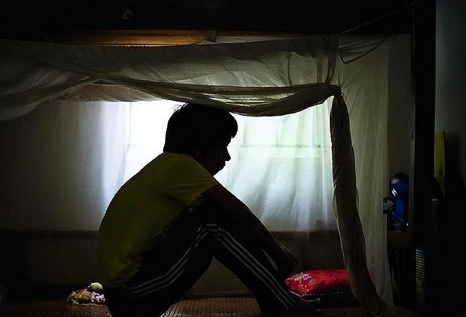 揭秘“双性人”真实生活!上身女人下身男人,为避险独居深山40年(组图) - 4
