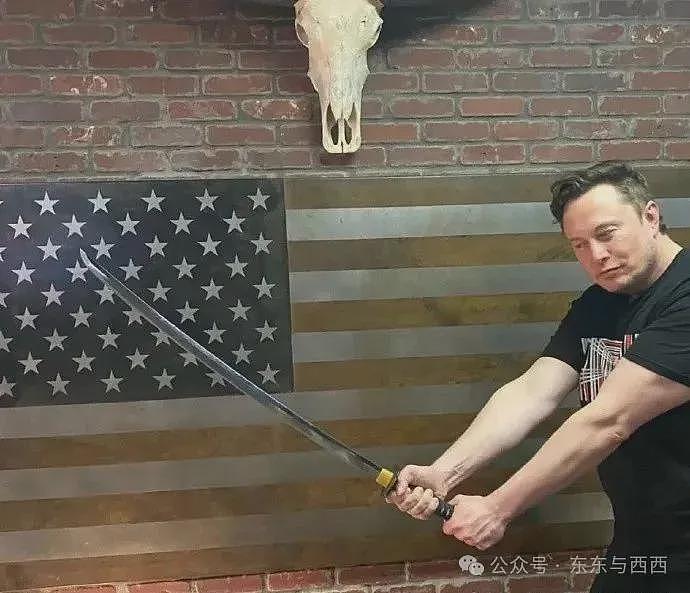 首富“女儿”拍内衣广告出道，一身反骨和老爸决裂，她说靠打工养活自己……（组图） - 28
