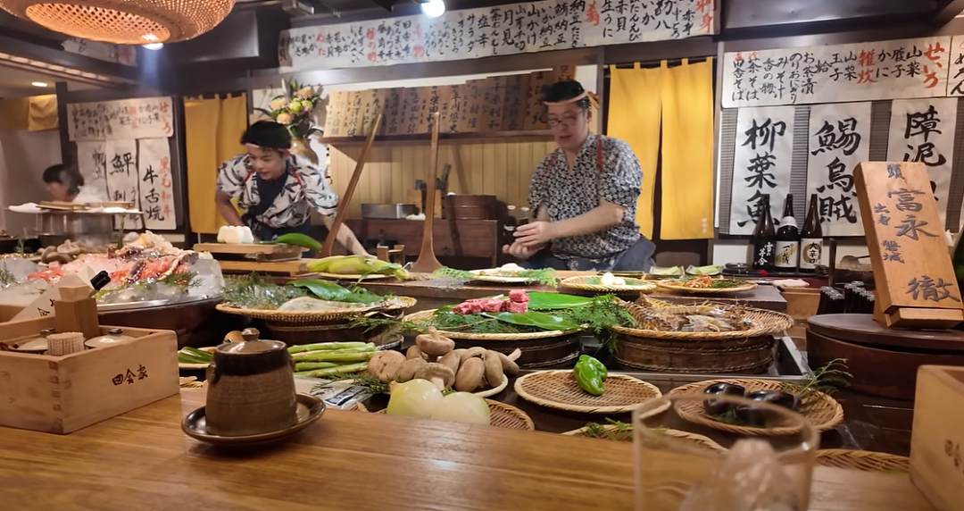 美女奥斯卡影后进寿司店用餐,邻座小伙埋头狂吃整整30分钟都没发觉!回看视频悔死了(组图) - 6