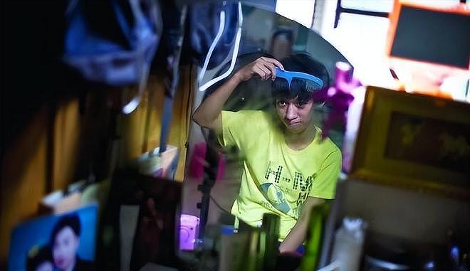 揭秘“双性人”真实生活!上身女人下身男人,为避险独居深山40年(组图) - 1