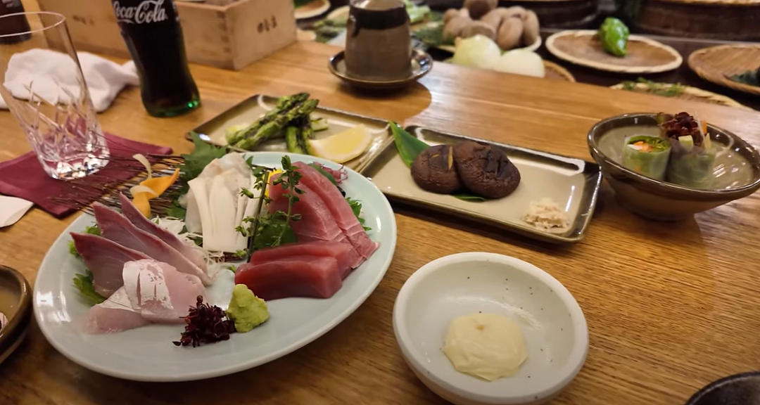 美女奥斯卡影后进寿司店用餐,邻座小伙埋头狂吃整整30分钟都没发觉!回看视频悔死了(组图) - 8