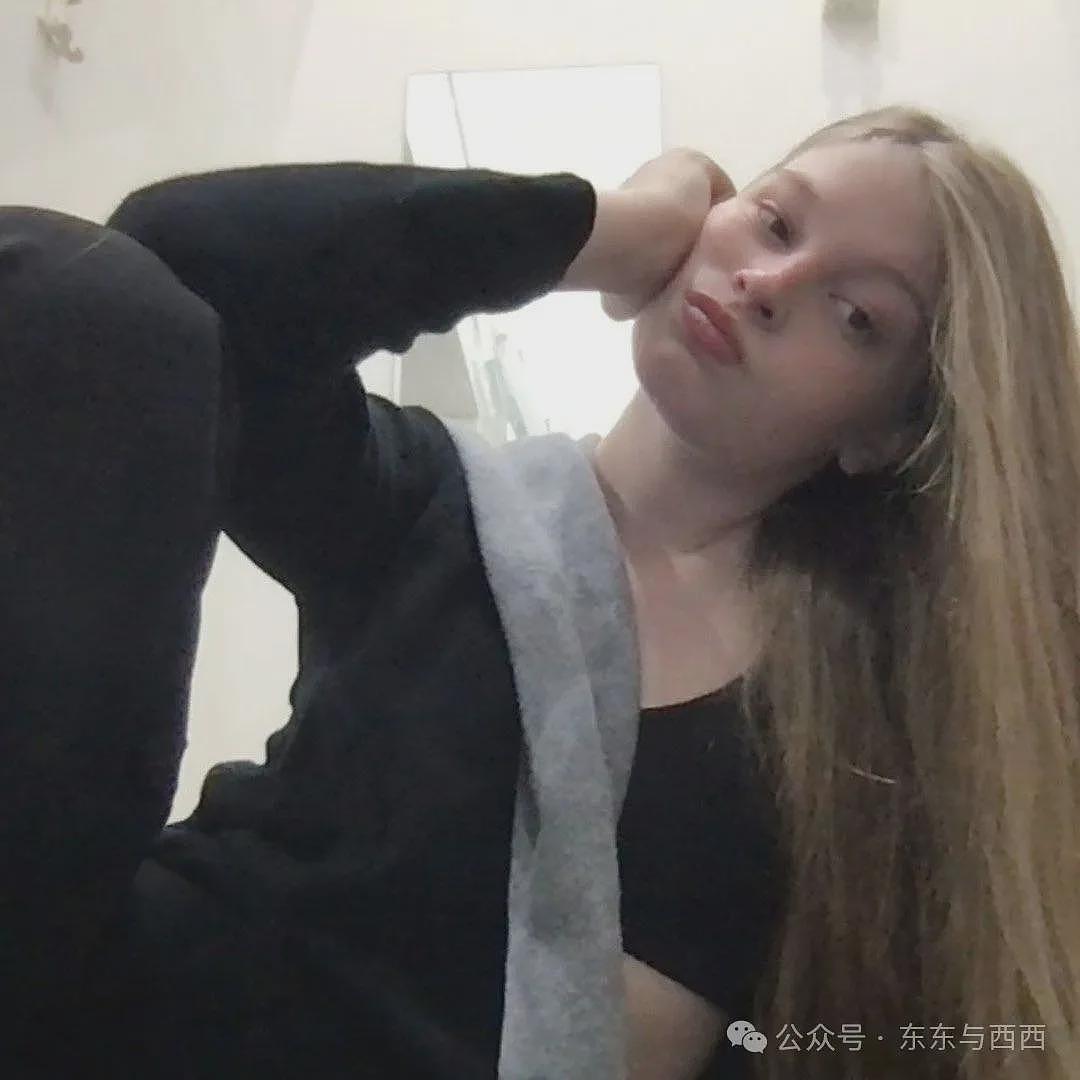 首富“女儿”拍内衣广告出道，一身反骨和老爸决裂，她说靠打工养活自己……（组图） - 14