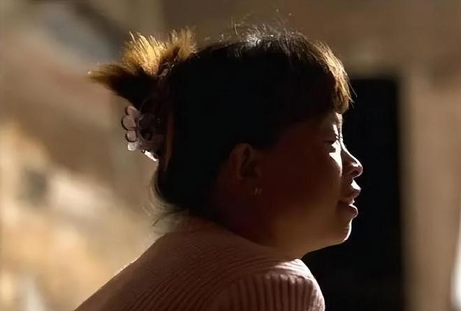 揭秘“双性人”真实生活!上身女人下身男人,为避险独居深山40年(组图) - 9
