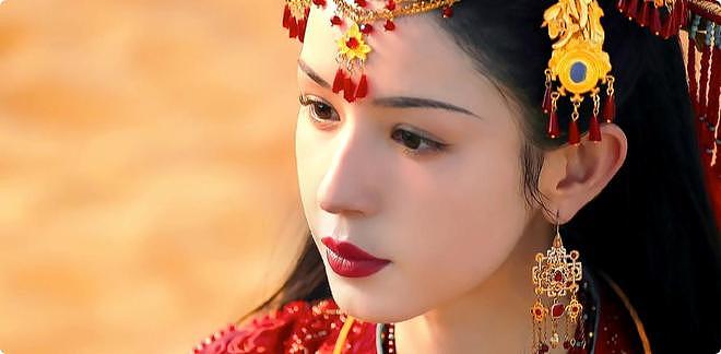 “你不够好看！”女编剧当面嘲讽哈妮克孜，郝蕾的反应太解气了（组图） - 18