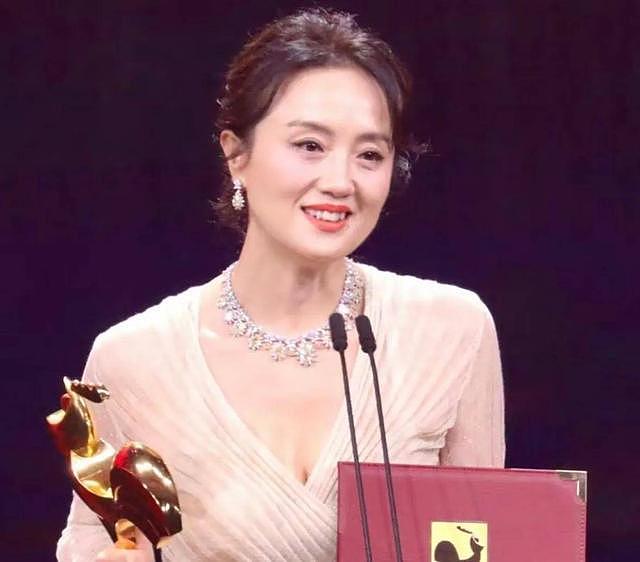 吃相难看!朱媛媛去世仅10天,反感的事不断发生,网友:消停点吧(组图) - 1