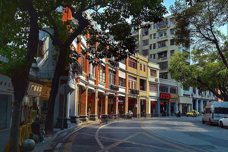 从维多利亚港到外滩，穿越百年的双城纪事（组图） - 8