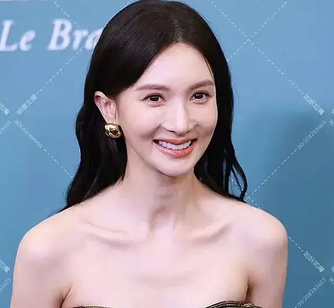 金晨最新生图撞脸金星，湿发造型太油腻，医美感比韩国女星还重（组图） - 19