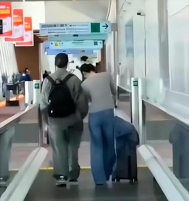 一次东京旅行,让王菲和谢霆锋的姐弟恋,给整个娱乐圈上了一课(组图) - 6