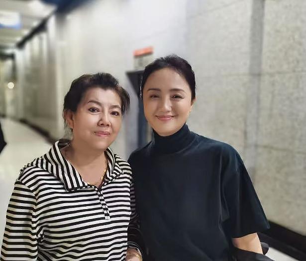 朱媛媛于月仙珍贵合影！原来两人是师姐妹，最后互动惹人泪目（组图） - 13