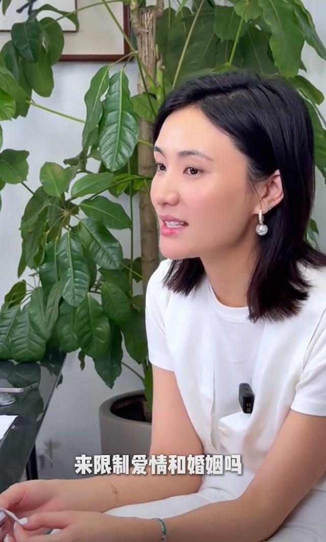 李亚鹏老婆回应离婚传闻，称两人并未婚变：长期分居但感情稳定，不后悔嫁给他（组图） - 4