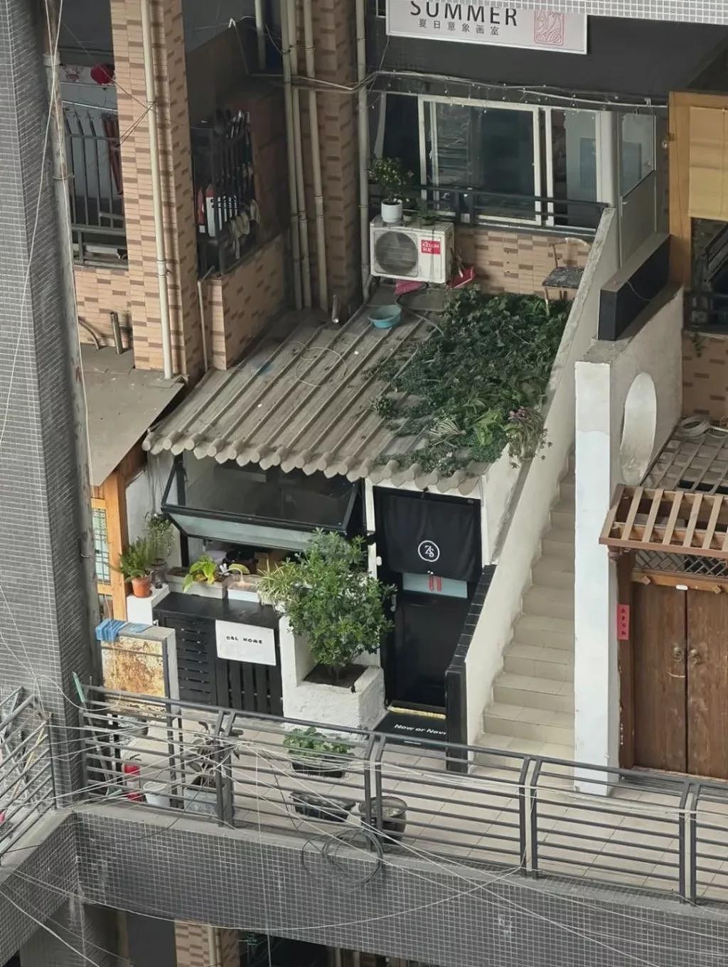 成都住宅因造型独特爆红,网友:以为是AI(组图) - 10