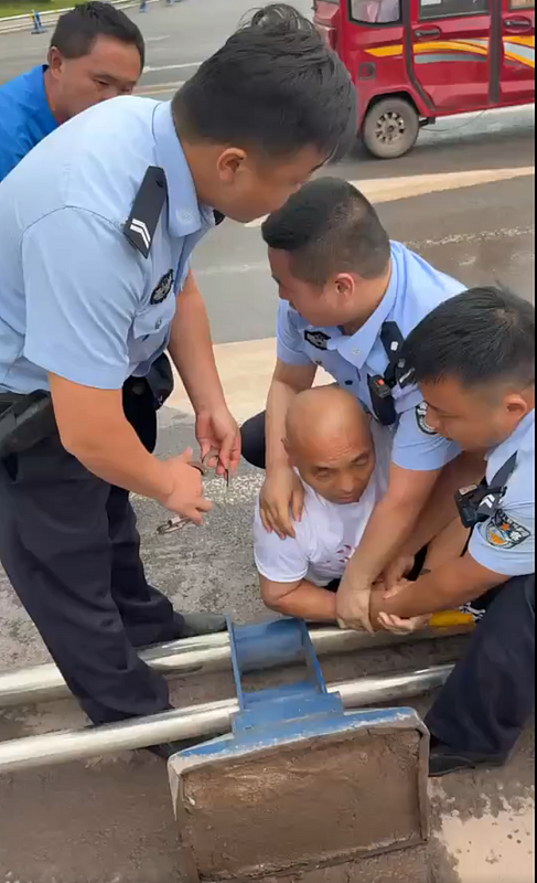 中国美女高官拒赔工伤款，遭司机活活砍死（组图） - 3