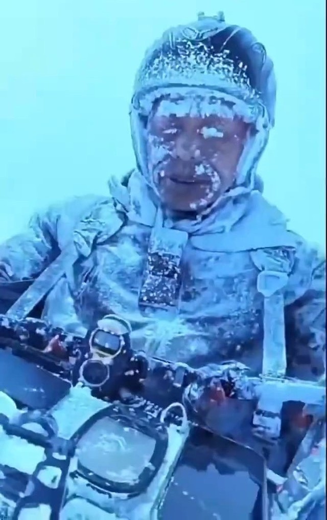 男子滑翔伞被吸至8598米高空，全身结冰，奇迹生还！当事人发声（视频/组图） - 2