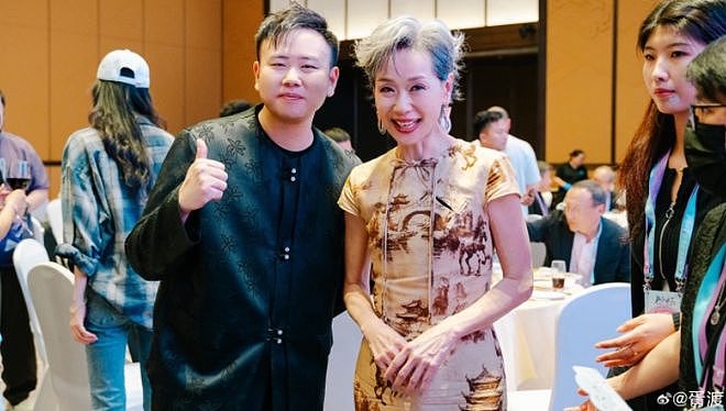 叶童和胥渡疑闹掰， 宣布退出新白演唱会，网友：她受了很多委屈（组图） - 3