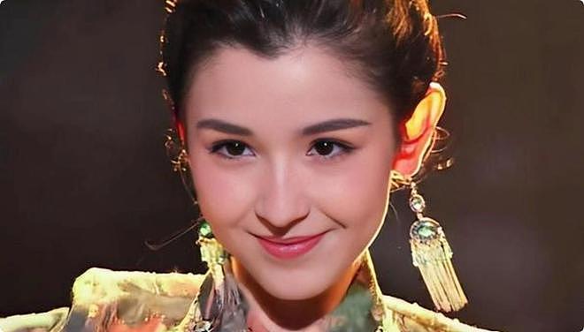 “你不够好看！”女编剧当面嘲讽哈妮克孜，郝蕾的反应太解气了（组图） - 13