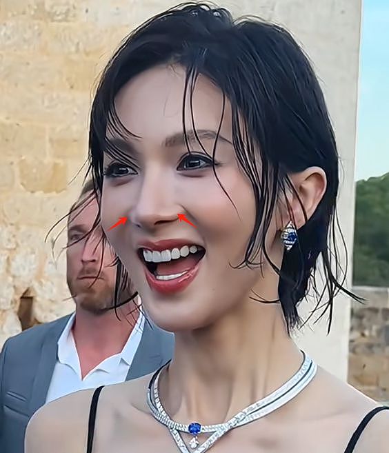 金晨最新生图撞脸金星，湿发造型太油腻，医美感比韩国女星还重（组图） - 10