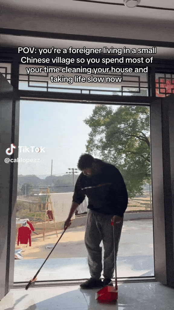 外国小伙找不到工作直接移居中国!中国上班10小时胜过外国打工40小时,高兴坏了(图) - 1