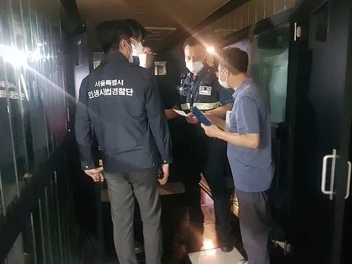 半夜在韩国首尔别乱进咖啡店,那里没准是个鸡窝(组图) - 2