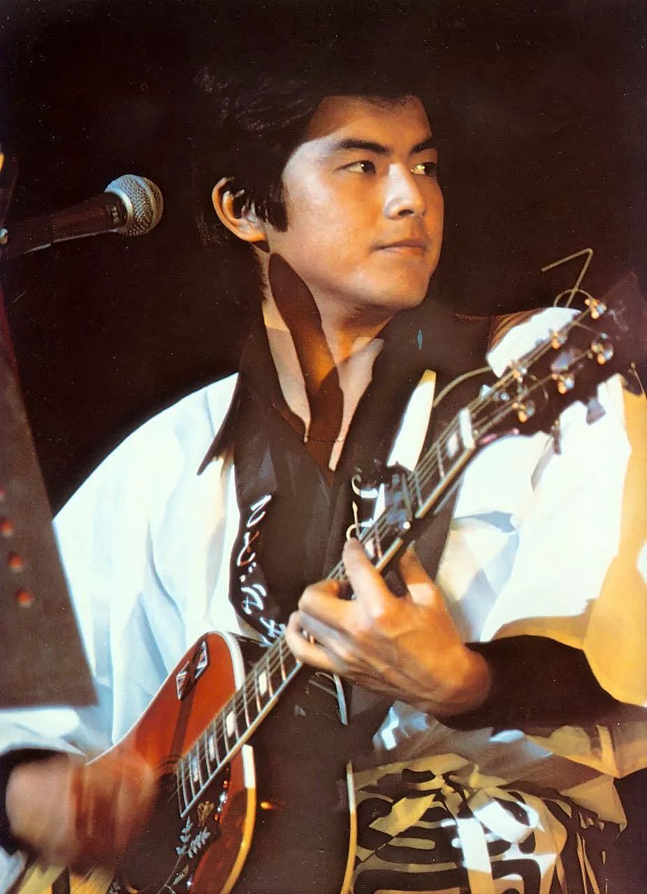 和山口百惠相爱40年，73岁日本老男神现身戛纳：他真是帅了一辈子（组图） - 7