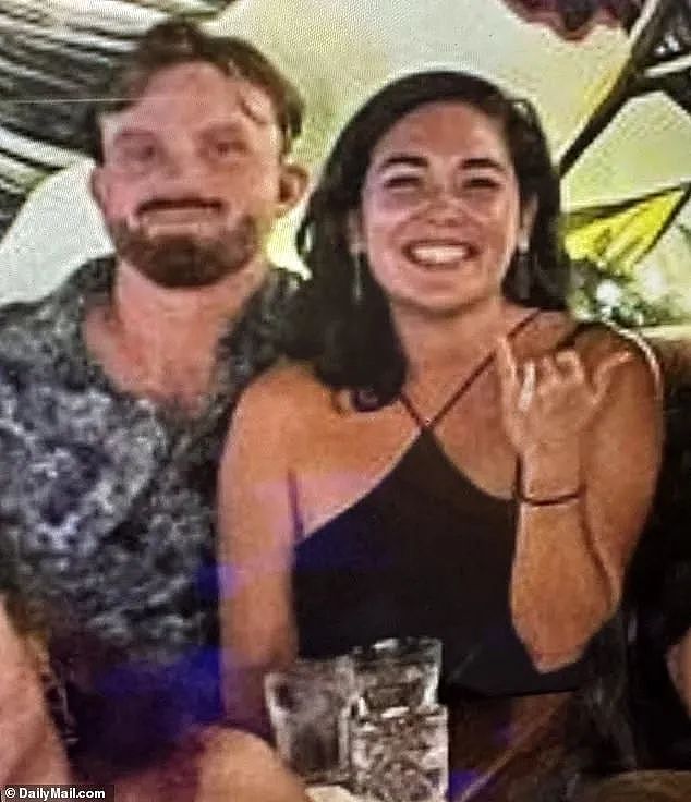 留学生为绿卡假结婚,人财两失还被逼发生关系!有人借此捞金却赔上亲爹命(组图) - 9