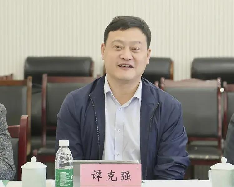 雅安投资集团董事长被查!难道真和黄杨钿甜有关?看来还有大瓜(组图) - 3