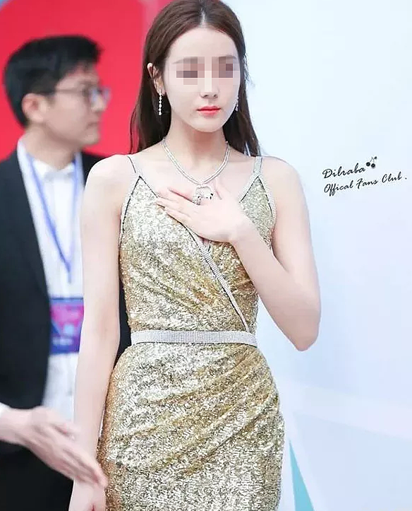 女星穿“情趣内衣”被喷上热搜：谁让她这么骚（组图） - 9