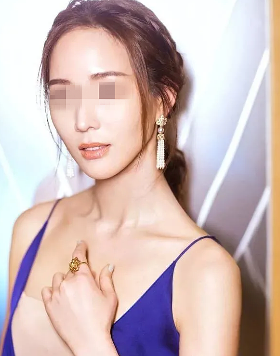 女星穿“情趣内衣”被喷上热搜：谁让她这么骚（组图） - 18