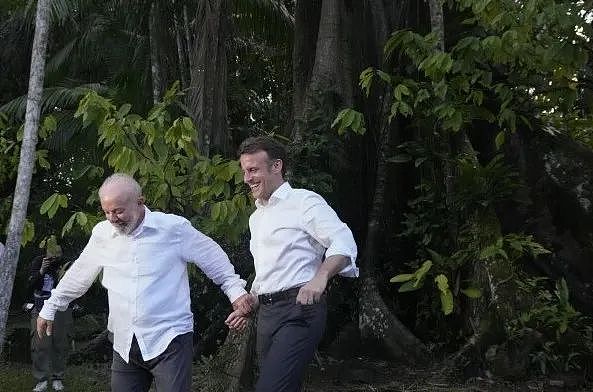 尴尬！马克龙出访越南，老婆不给面子，怼脸一巴掌？全世界都看到了...（组图） - 21