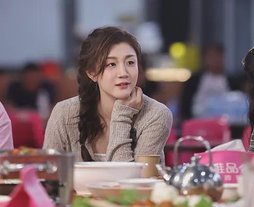 31岁陈梦回应被催婚：妈妈很着急（组图） - 2
