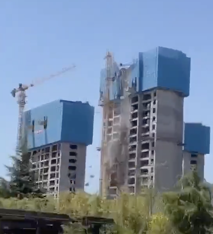 甘肃高楼坍塌酿3死，重庆爆楼疑似有人仍在建物内（视频/组图） - 1