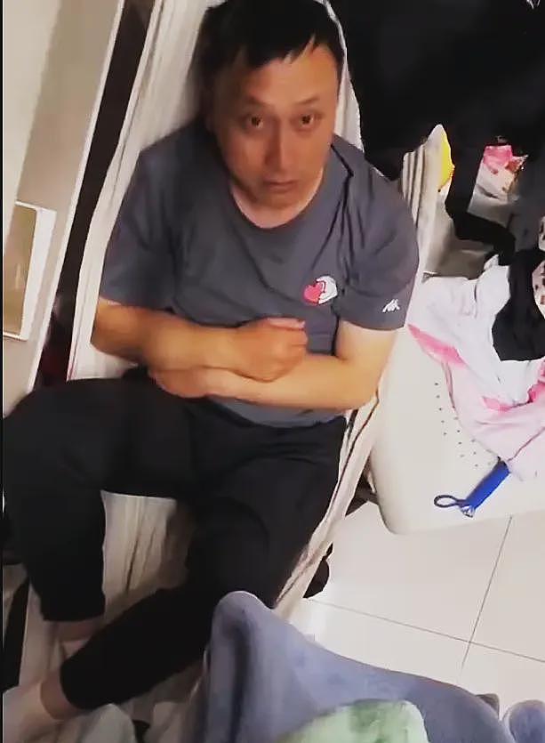 安徽师大醉酒男潜入女寝睡觉:3个女生察觉,凌晨质问,视频流出(组图) - 2