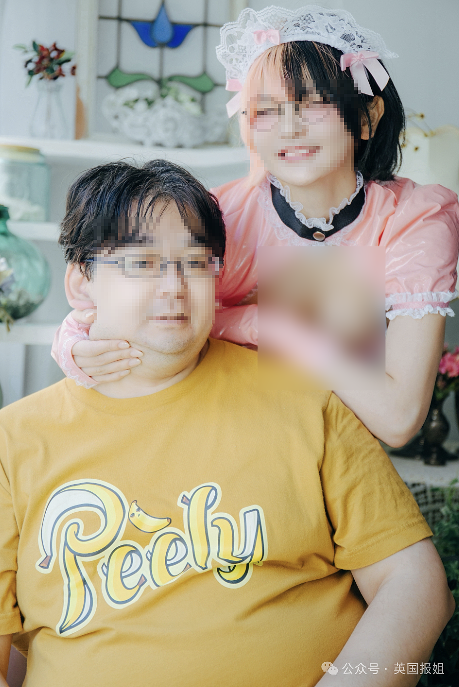 20岁女网红穿萝莉装和49岁油腻大叔同居：晒甜蜜同居日常她到底图什么？（组图） - 4