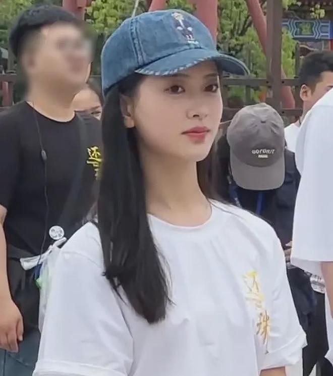《还珠》短剧开机引热议！剧情魔改审美降级，网友直呼放过观众吧（组图） - 12