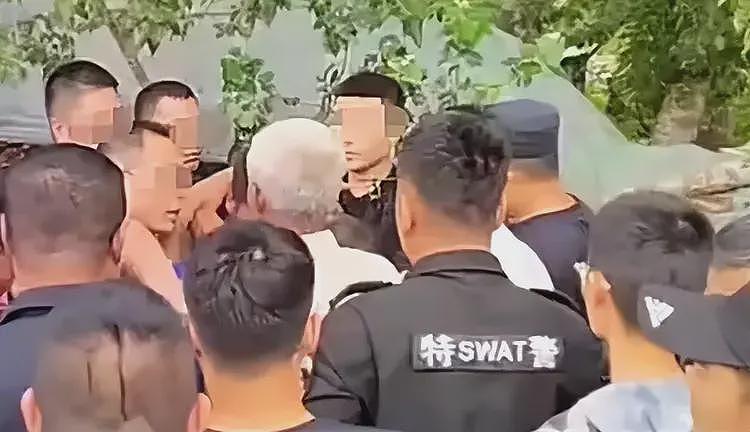 最悲情真男人李恩胜：手持白刃杀妻子灭门，民警却为他敬烟喊大哥（组图） - 20