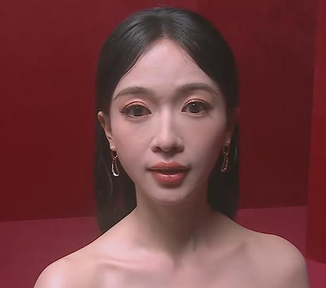 魔鬼镜头又来了!芭莎盛典怼脸拍太真实,杨幂干脆躲开不让拍正脸(组图) - 14