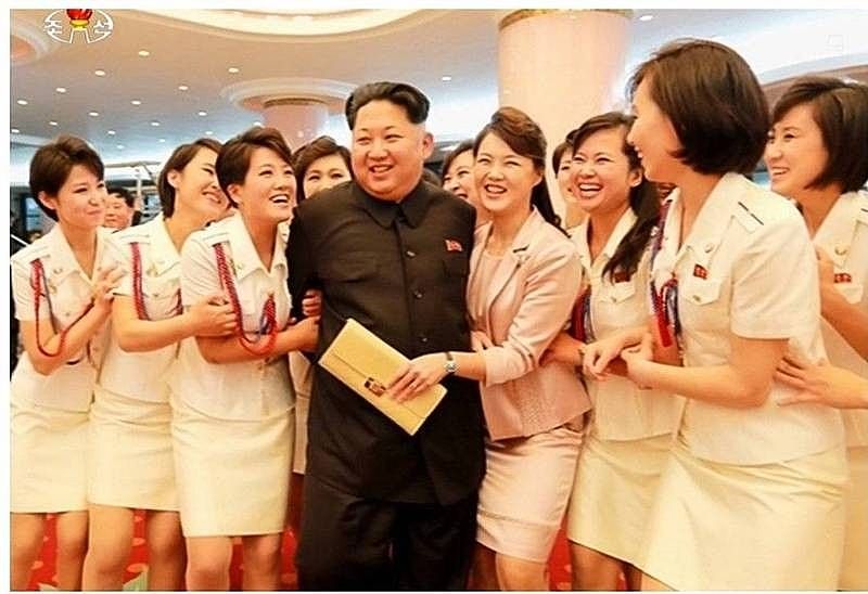 朝鲜欢乐组美女“被拔光牙齿”！强逼口腔运动，惨沦泄欲玩具（组图） - 1