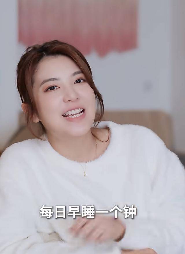 担心！TVB视帝妻子晒近况，面部肿到认不出，状态差（组图） - 5