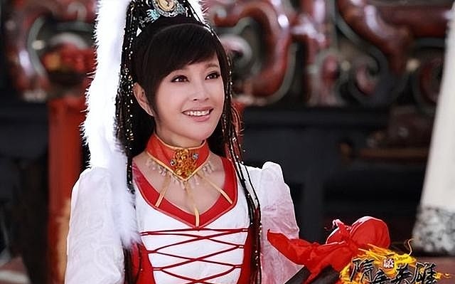 假胸、假屁股、假肌肉,半个娱乐圈从头假到脚,还有什么是真的(组图) - 22
