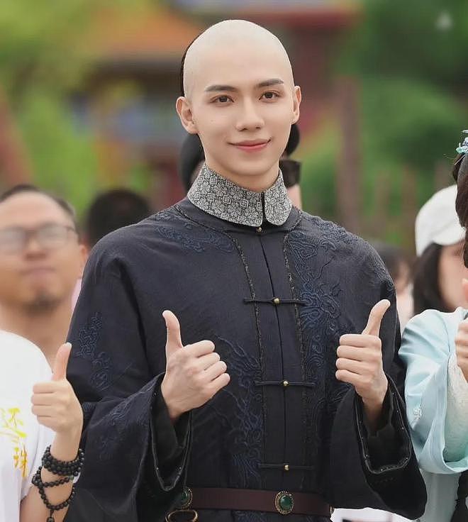 《还珠》短剧开机引热议！剧情魔改审美降级，网友直呼放过观众吧（组图） - 8